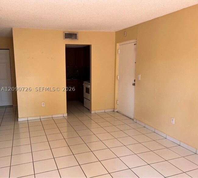 Photo - 8303 SW 142nd Ave Unit D107