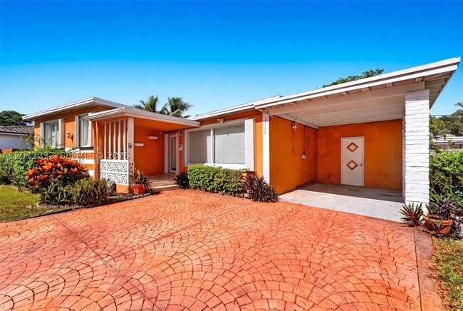 Photo - 12140 NE Miami Pl