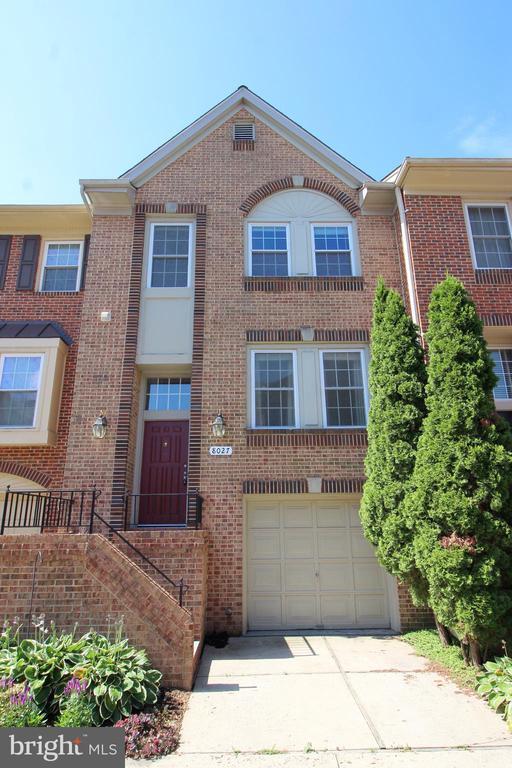 Building Photo - 8027 Merry Oaks Ct Rental