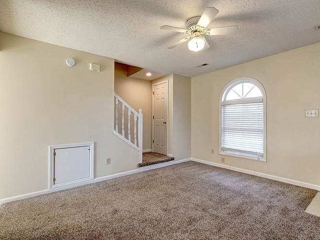 Photo - 805 E Sherwood Hills Dr