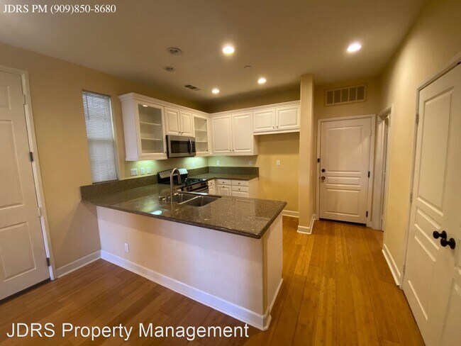 Photo - 3 br, 3.5 bath House - 4183 Vía Napoli