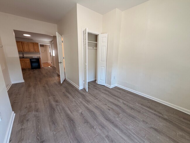 Photo - 2045 Snyder Ave