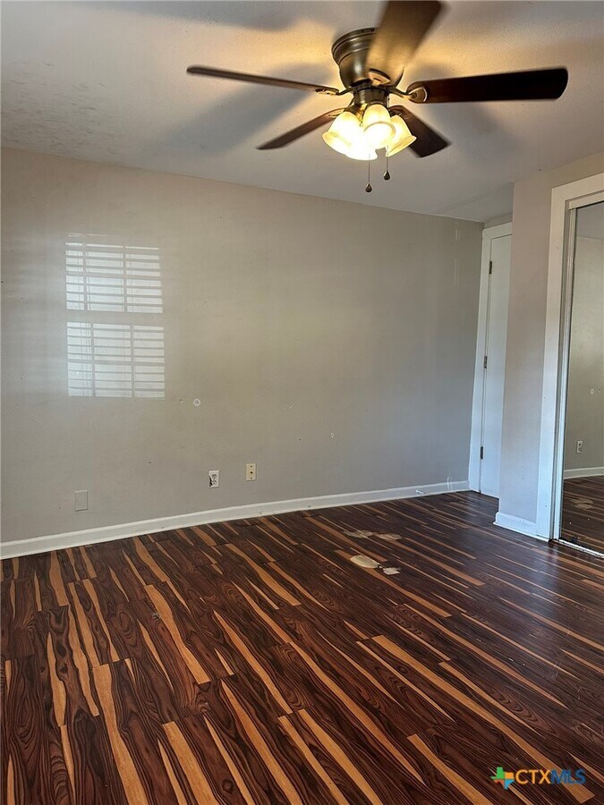 Photo - 1704 Avondale St