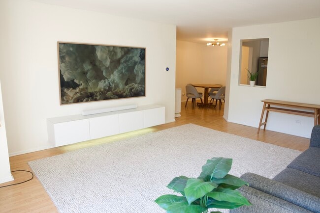 Building Photo - 1450 Sandpebble Dr Unit 345 Rental