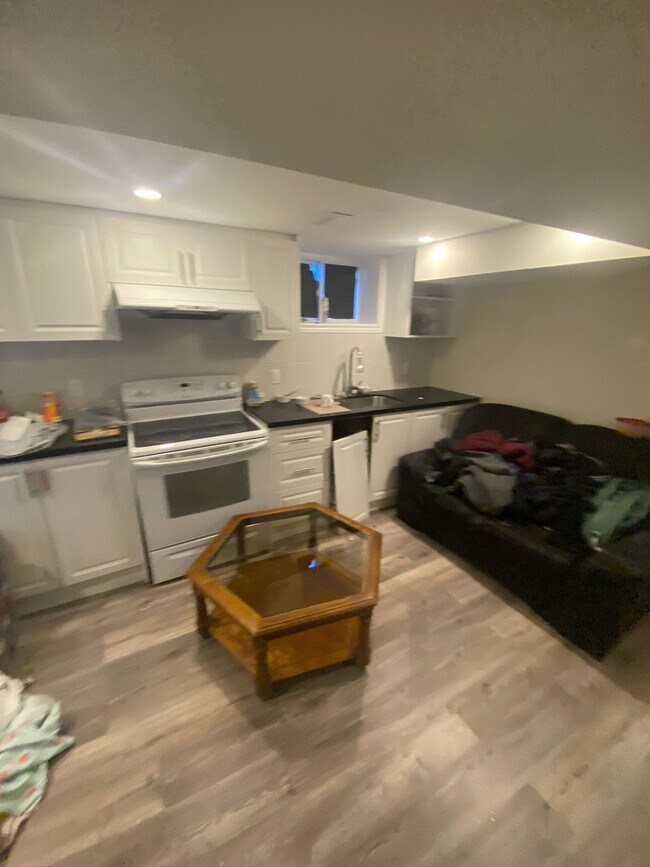 Photo - 116 Dorcot Ave