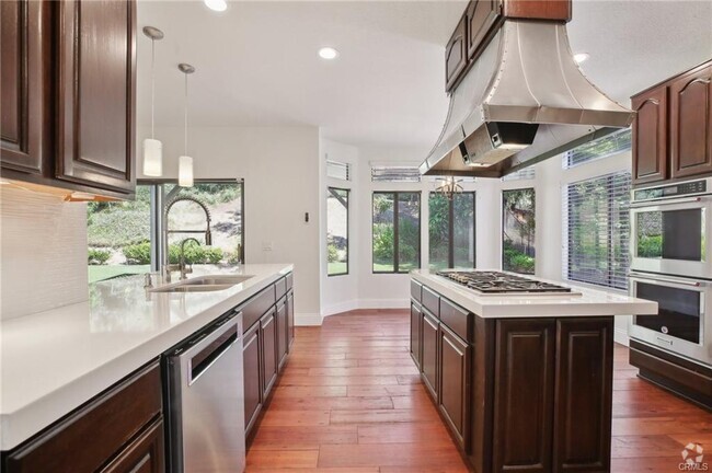 Building Photo - 25682 Nottingham Ct Rental