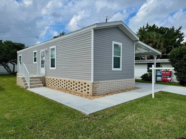 Building Photo - 887 E Colonial Cir Rental