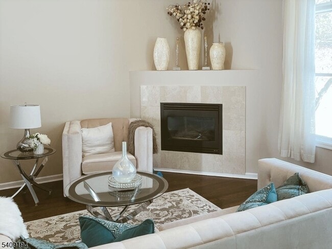 Photo - 11 Magnolia Ln