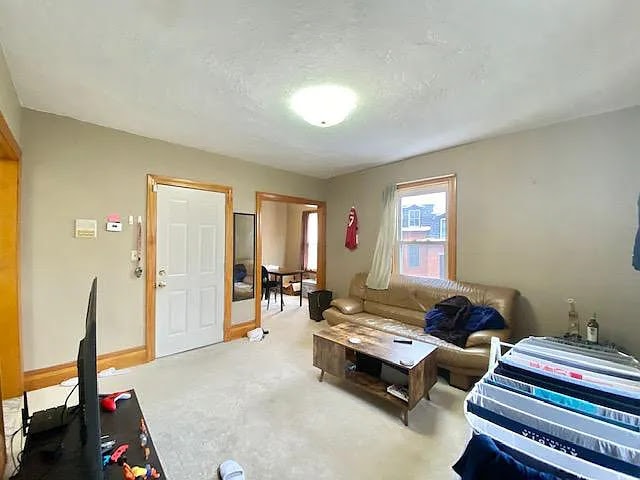 Photo - 135 Marcella St