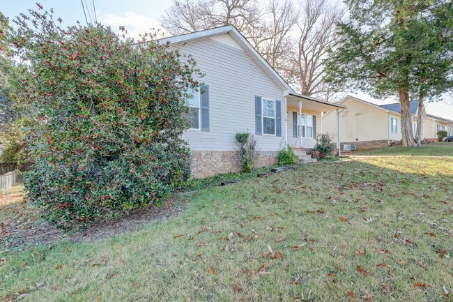 Photo - Sweet 3 br 2 ba. in the Heart of St. B.