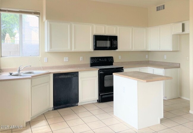Photo - 1529 E South Fork Dr