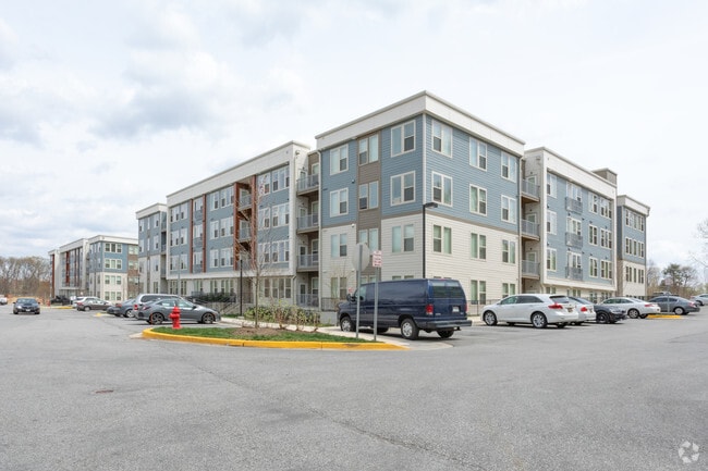 Avalon Arundel Crossing