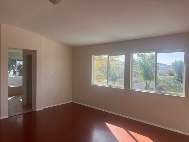 Photo - 1679 E Beringer Dr