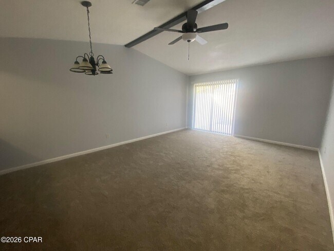 Photo - 707 N 9th St