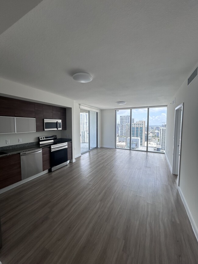 Photo - 142 SW 5th Ave Condo Unit 305