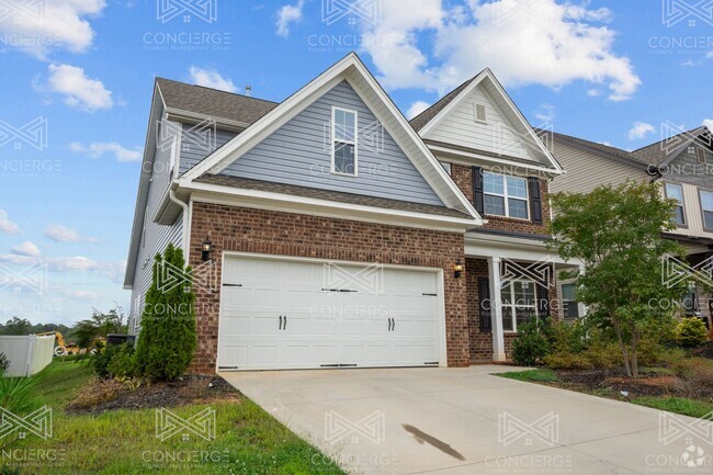 Building Photo - House in Northborough Neighborhood