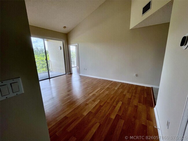 Photo - 7085 Nova Dr Unit 311