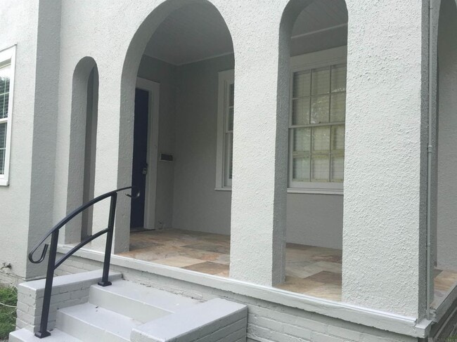 Photo - 1326 Camellia Ave Unit 1326