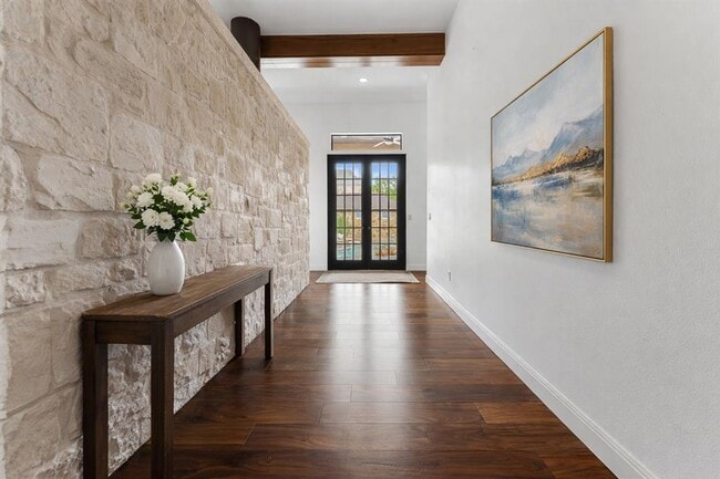 Photo - 2633 Collingwood Dr