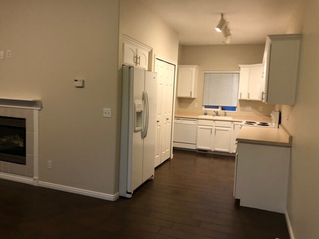 Photo - 10828 Wynview Ln