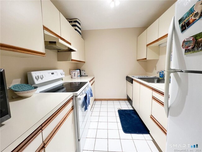 Photo - 103 Mariners Walk Unit 103