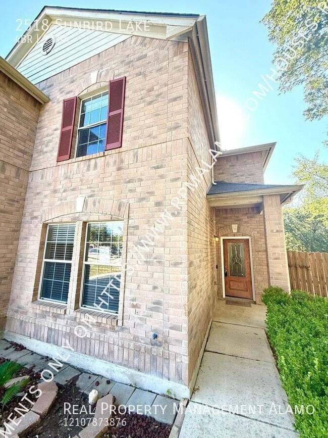 Photo - 2518 Sunbird Lk