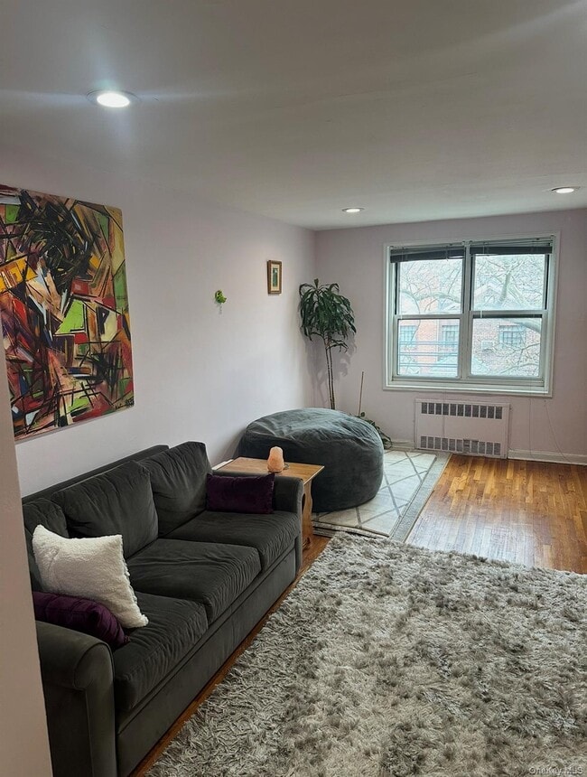 Photo - 34-10 75th St Unit 3L