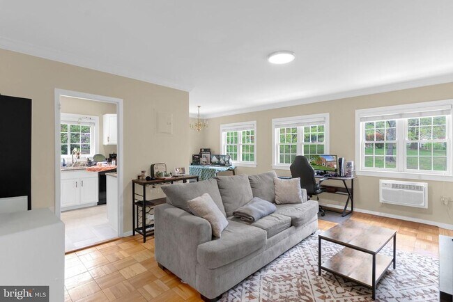 Photo - 3623 Gunston Rd