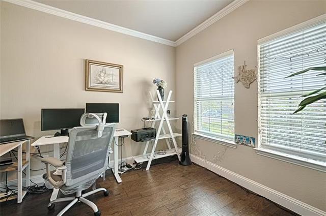Photo - 640 Teakwood Dr