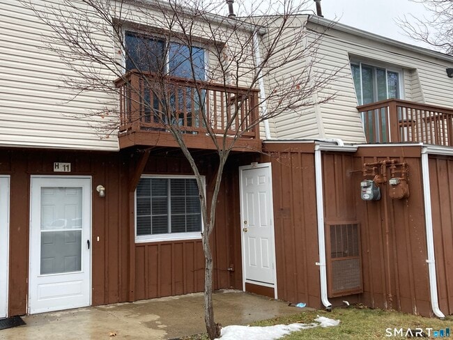 Building Photo - 330 Short Beach Rd Unit APT G10