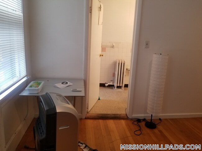 Photo - 55 S Huntington Ave Unidad 303