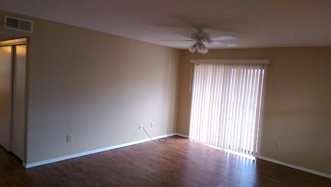 Photo - 218 N Texas Blvd Unit 308