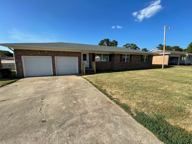 Gorgeous 3 Bedroom 2 Bathroom Home in Fort... - Gorgeous 3 Bedroom 2 Bathroom Home in Fort...