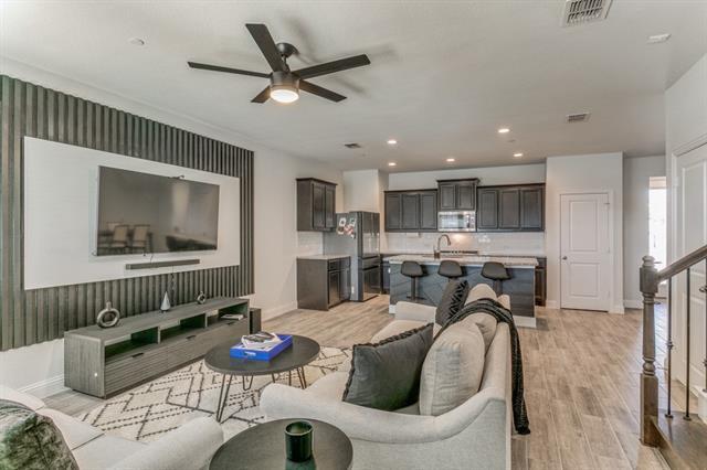 Photo - 5528 Kilmer Dr