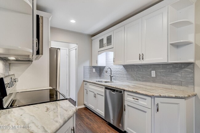Photo - 97 Arrowood Rd