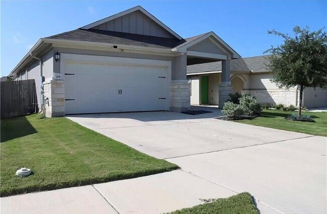 Photo - 201 McFarland St