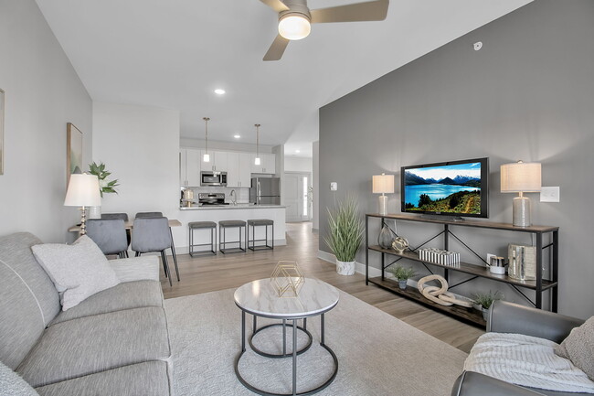 Building Photo - Edgewater East Rental