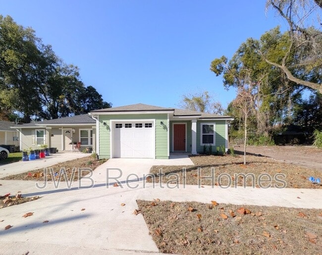 Building Photo - 332 Woodlawn Ave