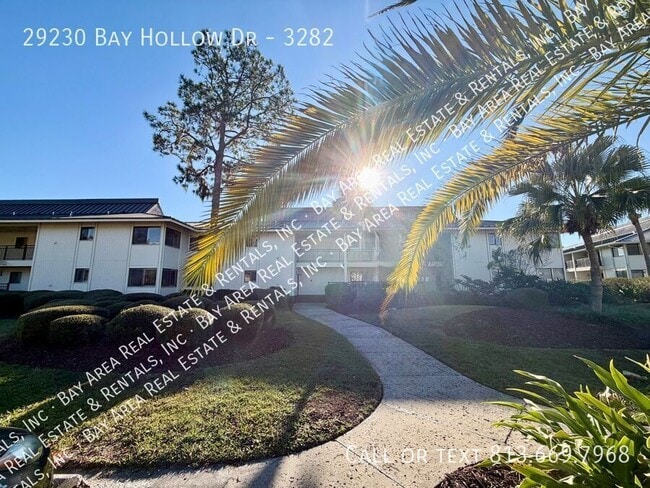 Building Photo - 29230 Bay Hollow Dr