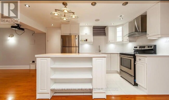 Photo - 3262 Crimson King Cir