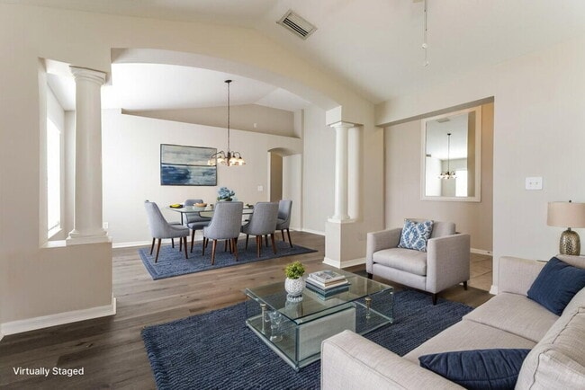 Photo - 9912 Riverchase Dr