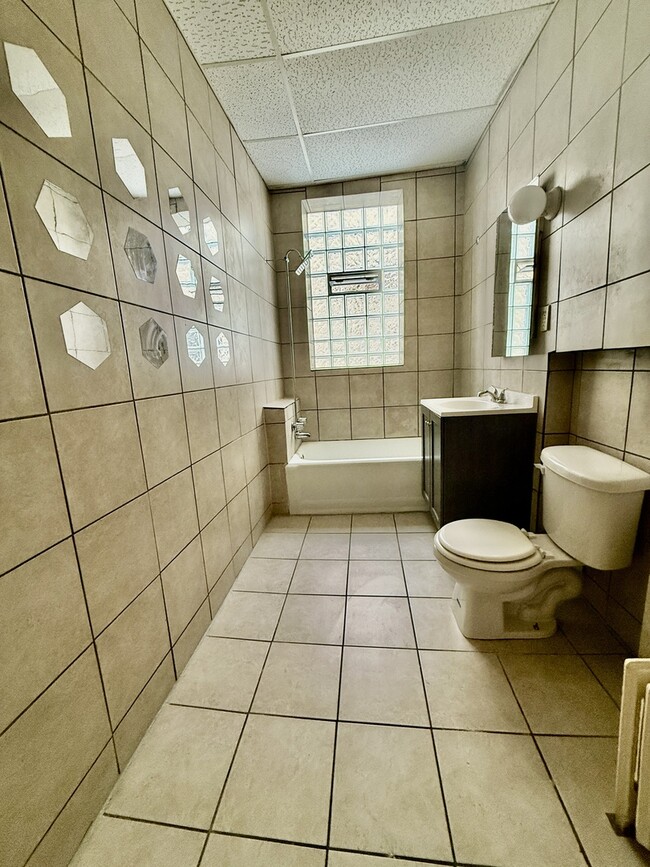 Photo - 6529 S Kimbark Ave