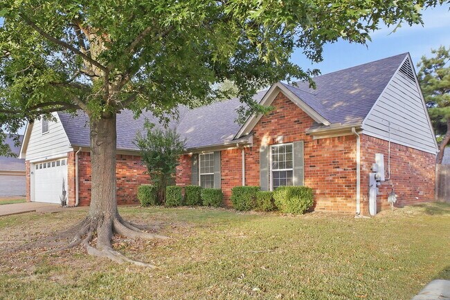 5444 Milton Ridge Dr