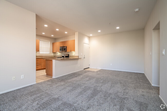 2BR, 2BA - 1090SF - Living Room