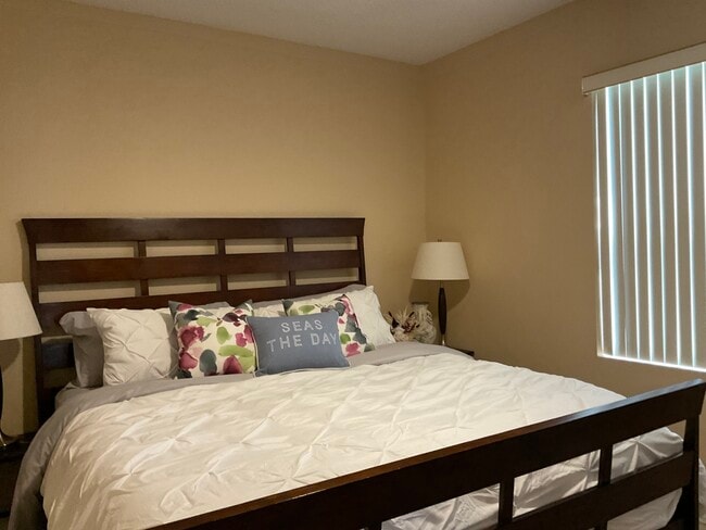 Photo - 515 Sunset View Dr