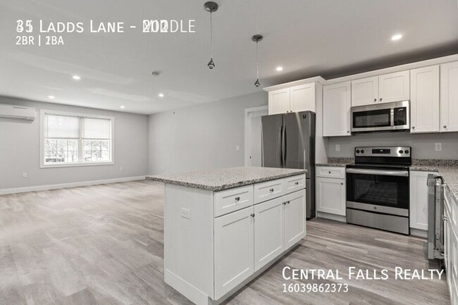 Building Photo - 35 Ladds Ln Unit 202