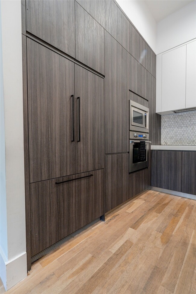 Photo - 709 Memorial Heights Dr