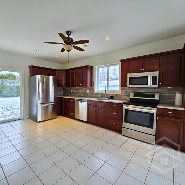 Photo - 3-Bedroom House in Otterville!!