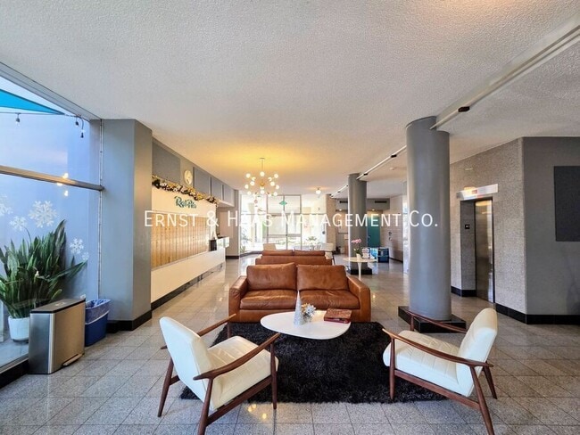 Building Photo - 100 Atlantic Ave Unit #612