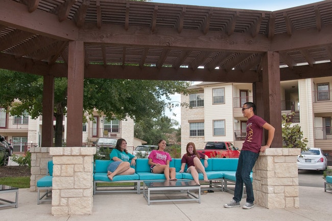 Photo - Hillside Ranch